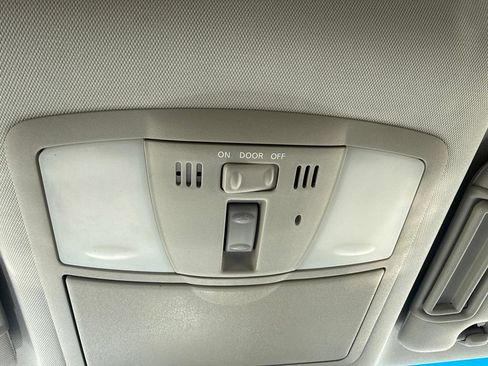 Used 2017 Nissan Armada Platinum w/ Captain Seat Package AWD/4WD image 22