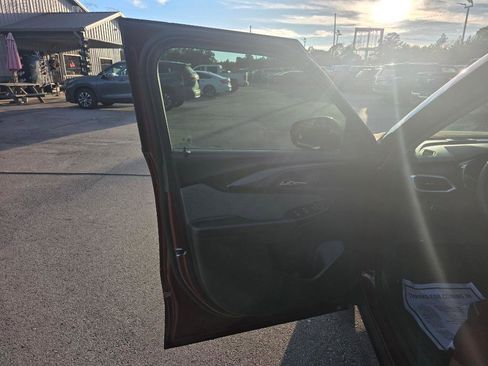 Used 2023 Chevrolet TrailBlazer LT w/ Convenience Package image 6