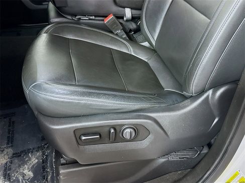 Used 2020 Chevrolet Silverado 1500 LT w/ Texas Edition image 24