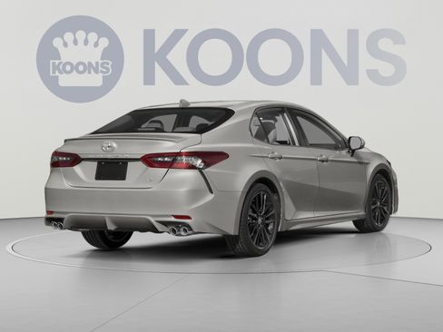 Used 2024 Toyota Camry XSE w/ Cold Weather Package FWD image 2