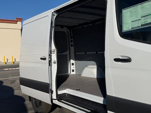 New 2026 Mercedes-Benz Sprinter 2500 image 13