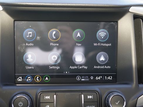 Used 2024 GMC Terrain Denali w/ Denali Premium Package image 40