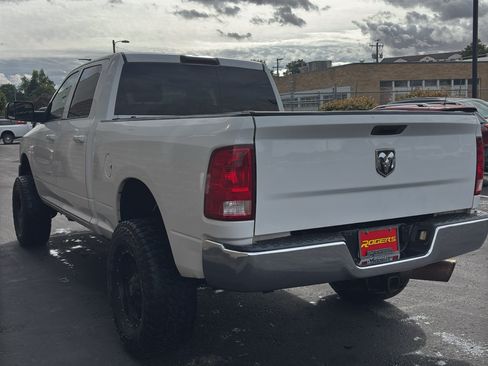 Used 2016 RAM 2500 Tradesman w/ Chrome Appearance Group AWD/4WD image 8