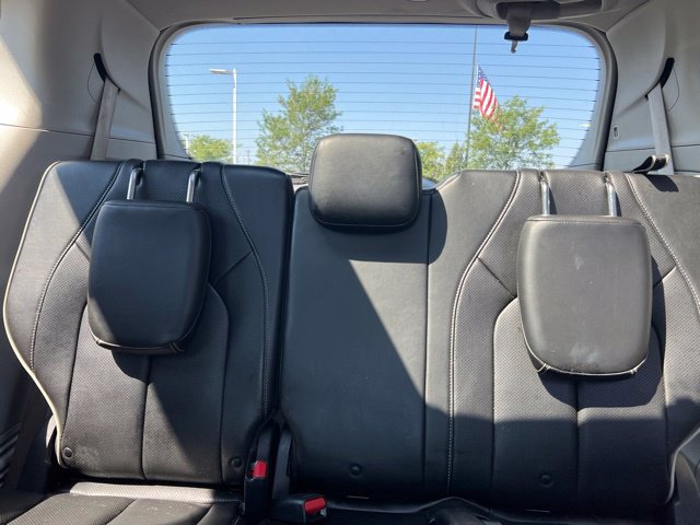 Used 2021 Chrysler Pacifica Limited AWD/4WD image 34