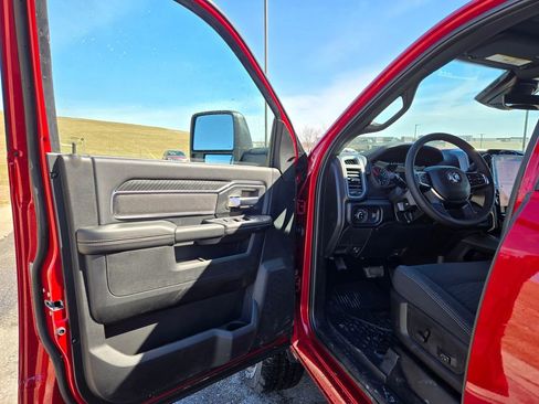 New 2026 RAM 2500 Big Horn AWD/4WD image 10
