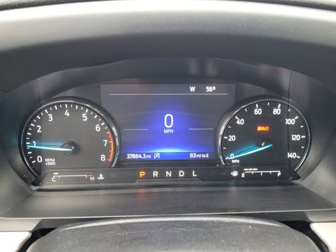Certified 2024 Ford Explorer XLT w/ Equipment Group 202A AWD/4WD image 18