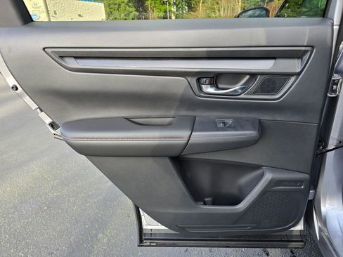 Certified 2026 Honda CR-V Sport-L image 8