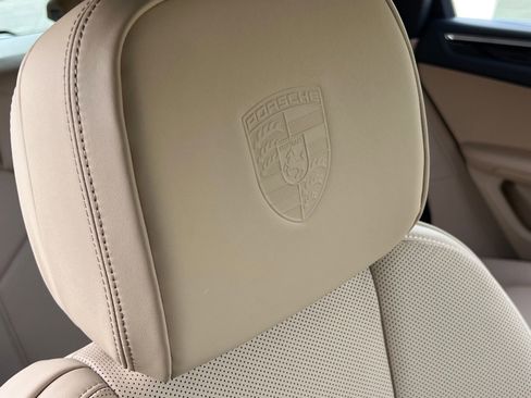 New 2026 Porsche Macan image 34