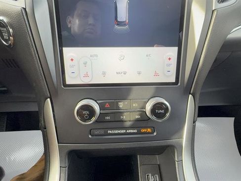 Certified 2022 Ford Edge SEL w/ Convenience Package image 16