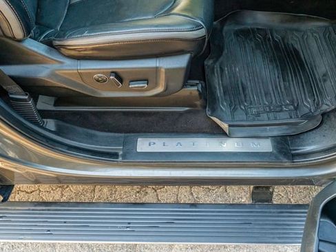 Used 2019 Ford F150 Platinum w/ Equipment Group 701A Luxury image 45