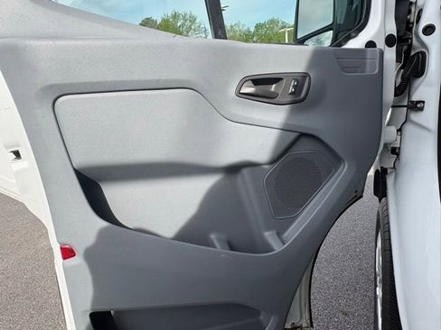 Used 2018 Ford Transit 350 XLT RWD image 24