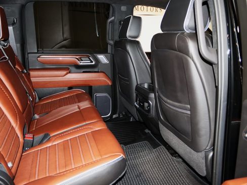 Used 2024 GMC Sierra 3500 Denali Ultimate image 83