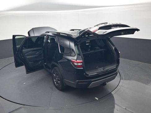Certified 2023 Honda Pilot TrailSport image 42