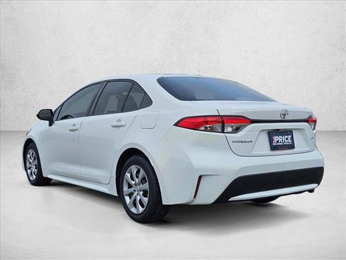 Used 2020 Toyota Corolla LE image 8