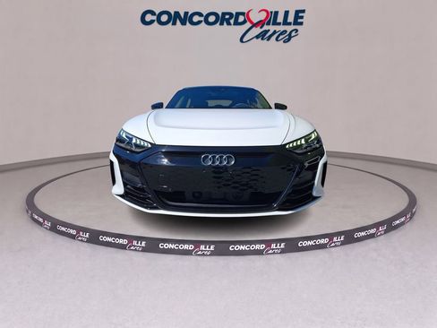 Used 2022 Audi e-tron GT Premium Plus w/ Performance Package AWD/4WD image 2