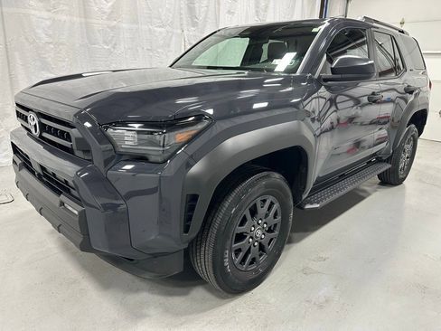 Used 2025 Toyota 4Runner SR5 image 3