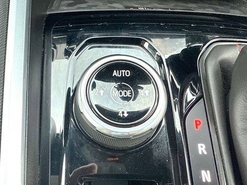 Certified 2023 Chevrolet Colorado Z71 w/ Z71 Convenience Package 2 image 35