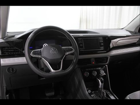 Certified 2024 Volkswagen Taos S AWD/4WD image 6