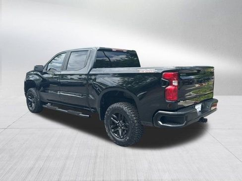Used 2023 Chevrolet Silverado 1500 Custom Trail Boss w/ LPO, Dark Essentials Package AWD/4WD image 8
