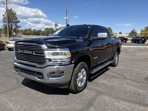 Used 2022 RAM 2500 Laramie AWD/4WD image 3