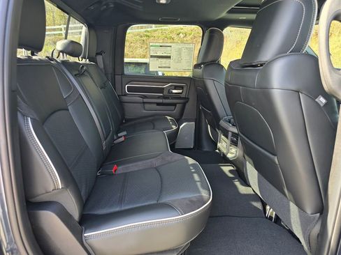 New 2026 RAM 2500 Laramie AWD/4WD image 25
