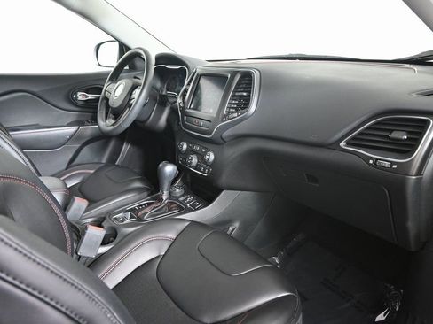 Used 2022 Jeep Cherokee Trailhawk w/ Sound & Nav Group image 14