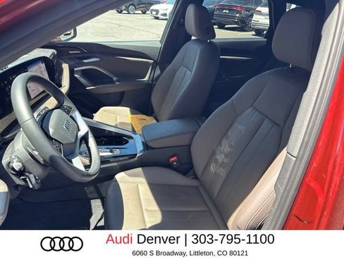 Used 2025 Audi Q5 Premium Plus w/ Premium Plus AWD/4WD image 11