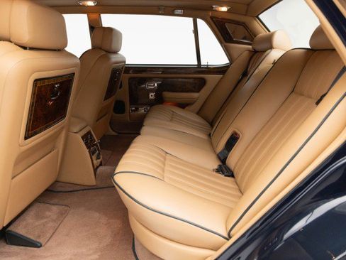 Used 1998 Rolls-Royce Silver Spur image 36