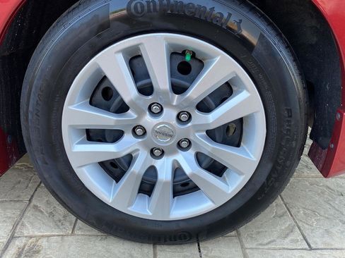 Used 2017 Nissan Altima 2.5 S w/ Power Driver Seat Package FWD image 11