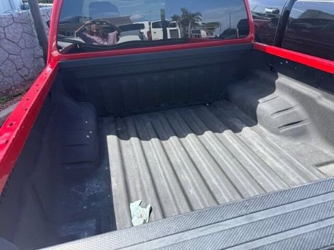 Used 2022 Nissan Frontier S w/ Technology Package RWD image 12