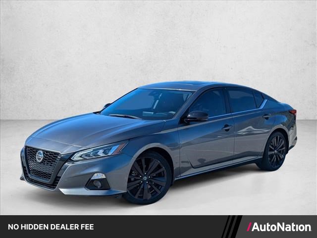 Used 2022 Nissan Altima 2.5 SR w/ Midnight Edition Package FWD image 1