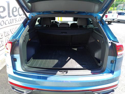 Used 2020 Volkswagen Atlas Cross Sport SE w/ Panoramic Sunroof Package AWD/4WD image 28