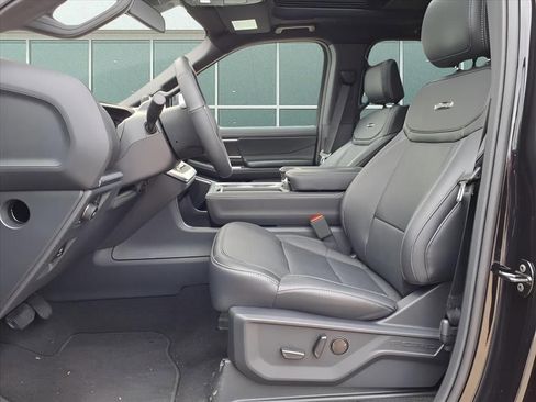 New 2025 Ford Expedition Max Platinum w/ Stealth Performance Package image 17