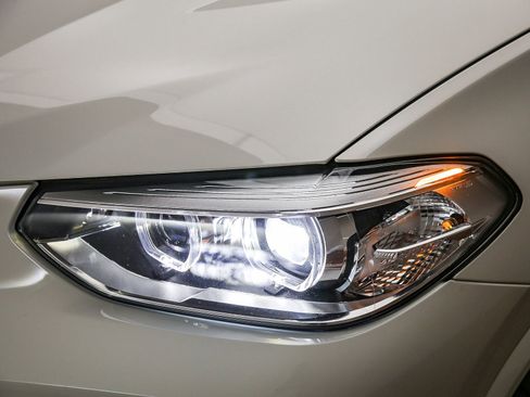 Used 2021 BMW X3 sDrive30i w/ M Sport Package RWD image 8