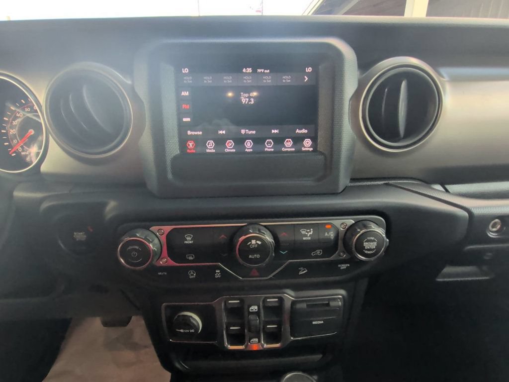 Used 2019 Jeep Wrangler Unlimited Sport S AWD/4WD image 17