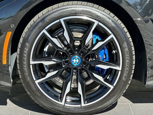 Used 2023 BMW i4 M50 w/ Premium Package image 32