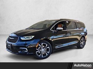 New 2026 Chrysler Pacifica Pinnacle video 1