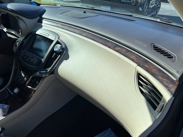 Used 2016 Buick LaCrosse Leather FWD image 21