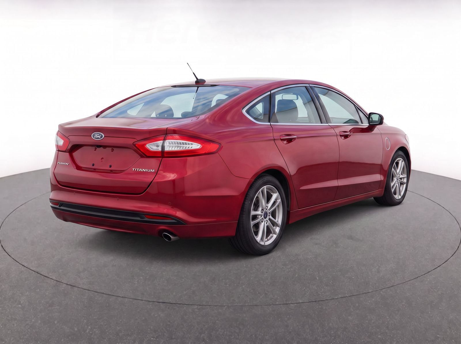 Used 2015 Ford Fusion Energi Titanium FWD image 3