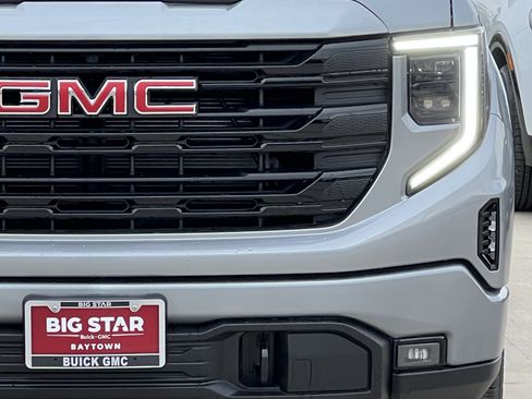 New 2026 GMC Sierra 1500 Elevation image 7