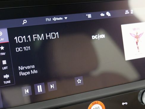 Used 2025 Porsche Macan image 60