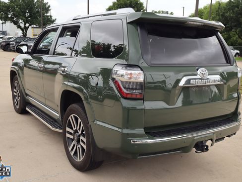 Used 2022 Toyota 4Runner Limited AWD/4WD image 6
