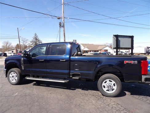 New 2025 Ford F350 XLT w/ FX4 Off-Road Package AWD/4WD image 5