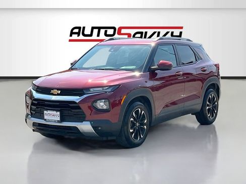 Used 2023 Chevrolet TrailBlazer LT FWD image 3