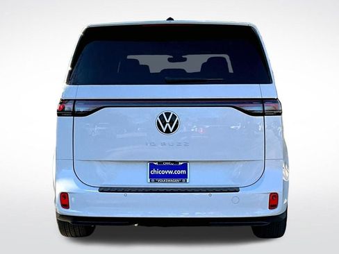 Certified 2025 Volkswagen ID. Buzz Pro S image 3