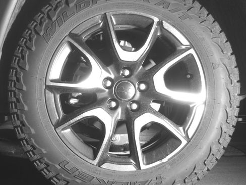 Used 2025 Jeep Compass Trailhawk image 14