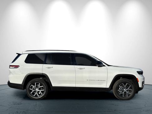 New 2025 Jeep Grand Cherokee L Limited AWD/4WD image 3