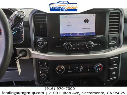 Used 2021 Ford F150 XLT w/ Trailer Tow Package image 12