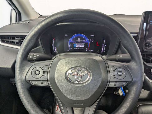 Used 2026 Toyota Corolla LE image 10