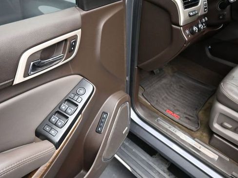 Used 2018 GMC Yukon XL Denali w/ Open Road Package AWD/4WD image 15